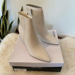 NIB Nine West Fhayla Ivory Leather Bootie size 8.5